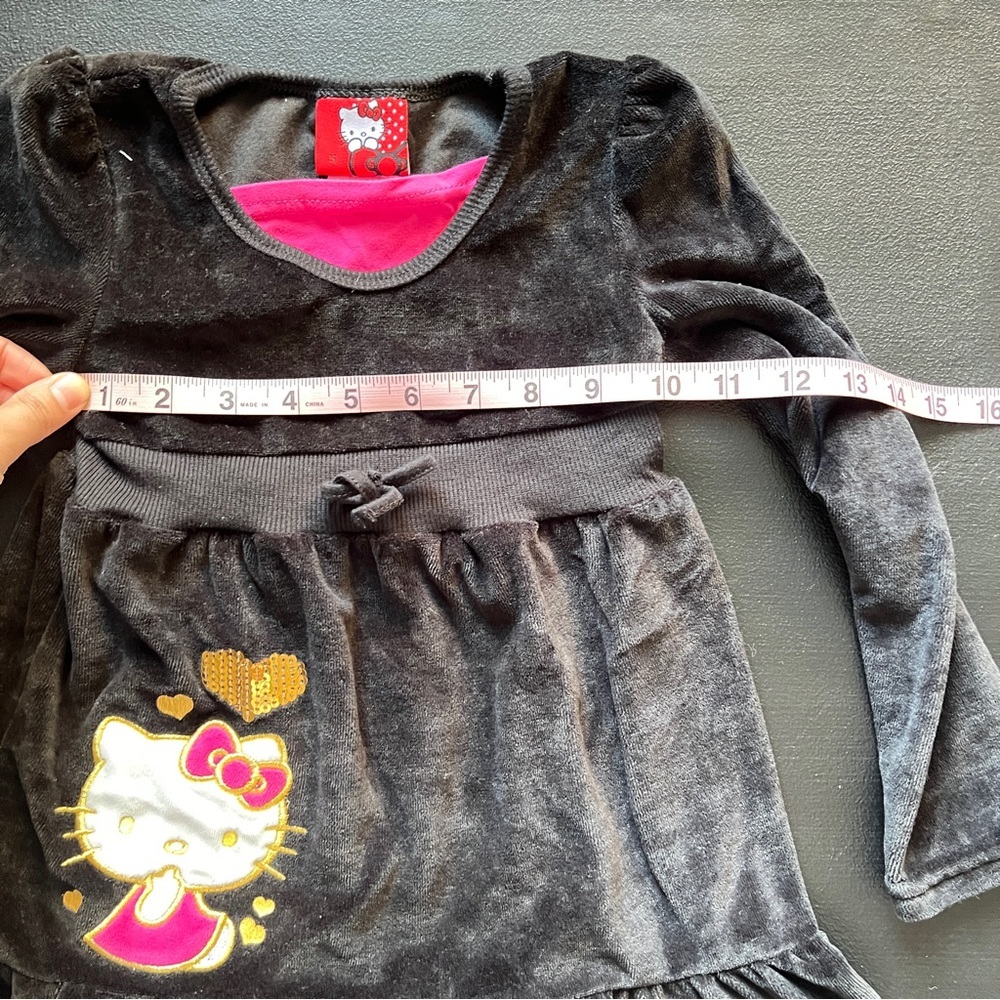Hello Kitty Sanrio Velour Dress Black Pink Sequin Girls Size 5 Y2K Inspired - Picture 9 of 11